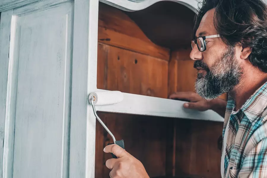 How To Paint Kitchen Cabinets in Crystal Lake, IL
